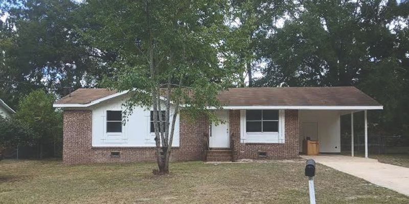 Dothan House: 317 Young America Dr