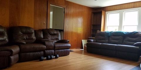 living room 1.jpg
