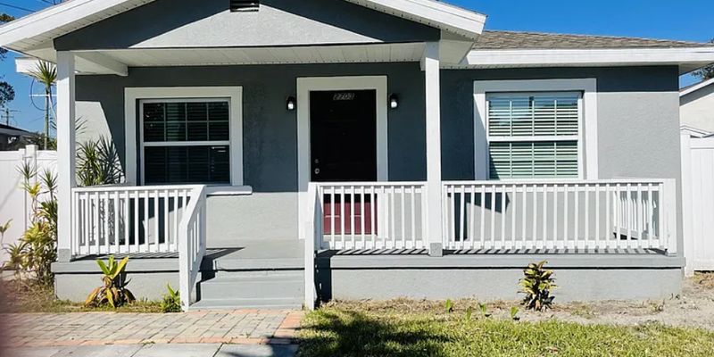 Tampa House: 2703 W Spruce St, Tampa, FL 33607