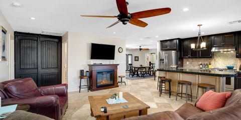 2032 E La Jolla Dr-19.jpg