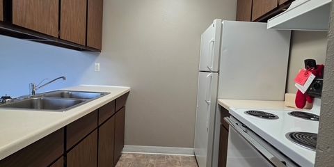 Kitchen .JPG