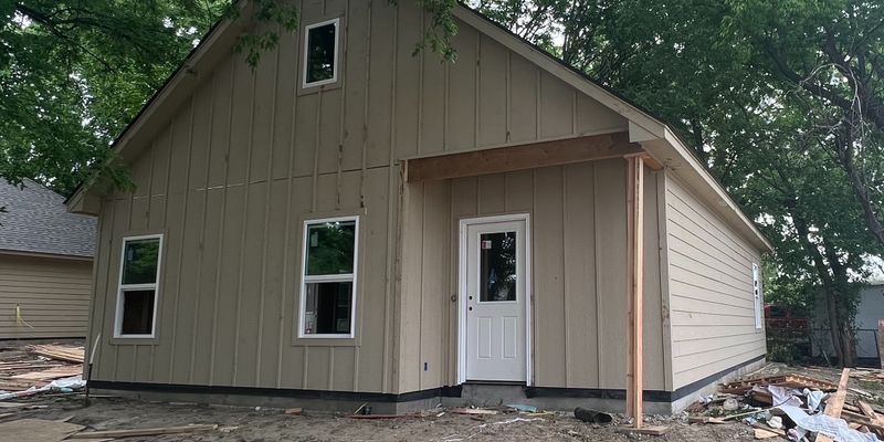 Skiatook House: 109 N B St