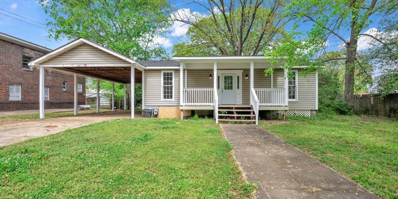 Birmingham House: 3027 Cora Ave