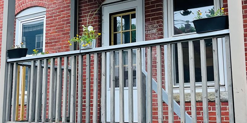 Rumford Apartment: 322 Waldo St