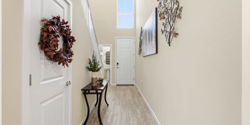 Gilbert House: 737 E Beauchamp Dr