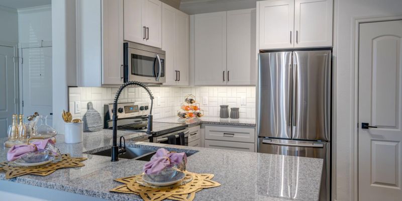 Houston Apartment: 12330 N Gessner Rd