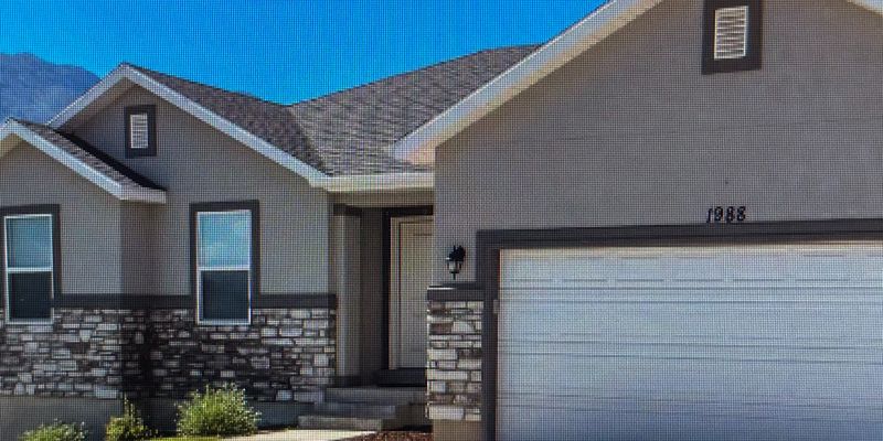 Santaquin House: 1988 S Marigold Wy