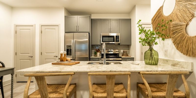 Katy Apartment: 19299 W Little York Rd