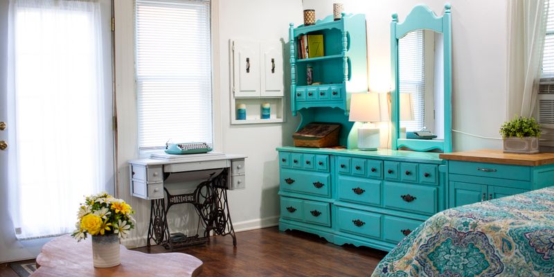 Marietta Apartment: 125 Frederick St