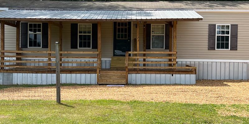 Nauvoo House: 722 Old Flatwood Rd
