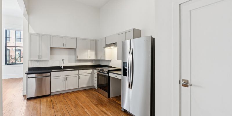 Biddeford Apartment: 129 Main St.