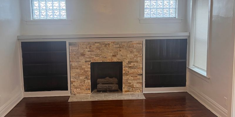Chicago Apartment: 1525 W Garfield Blvd