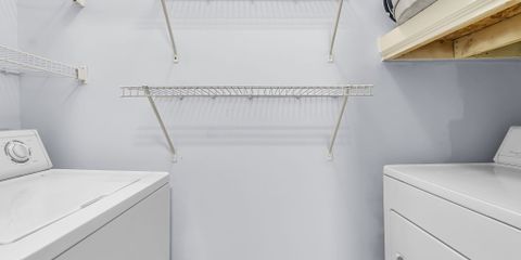 1600 Long Grove Laundry.jpg