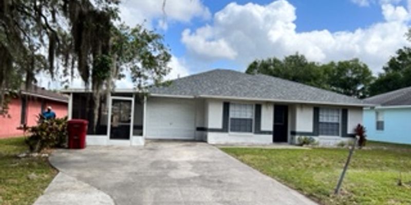 Plant City House: 1304 E Ohio St