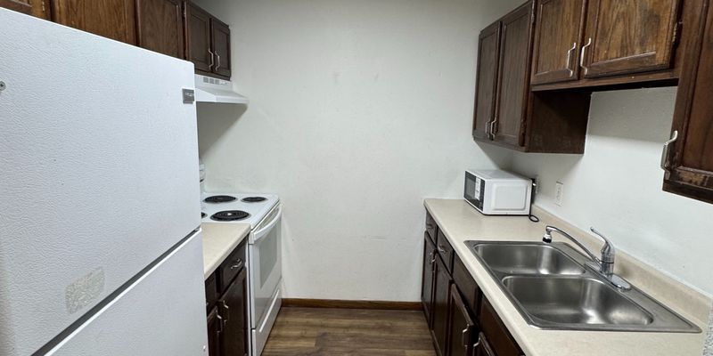 Fargo Apartment: 1510 E Gateway Cir S