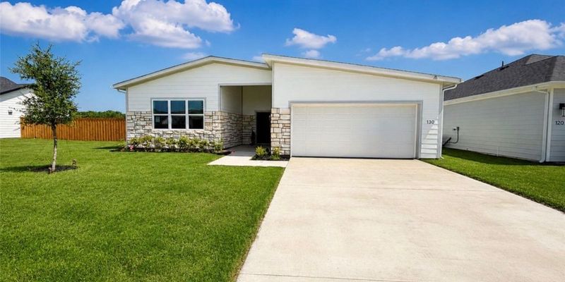 Greenville House: 130 Zion Rd