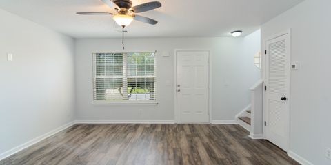 108 Watercress Ct_ViZionZatBoydNetPhotography-12.jpg