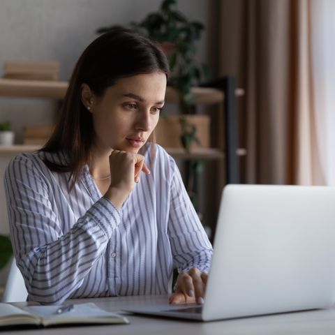 Why is It Essential to Check Up on Tenant Credit History? Infographic