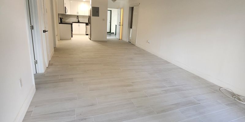 Miami Beach Apartment: 1777 Michigan Ave