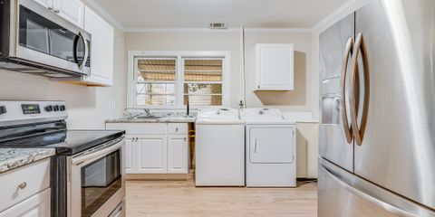 1123e70thST 4-2.jpg