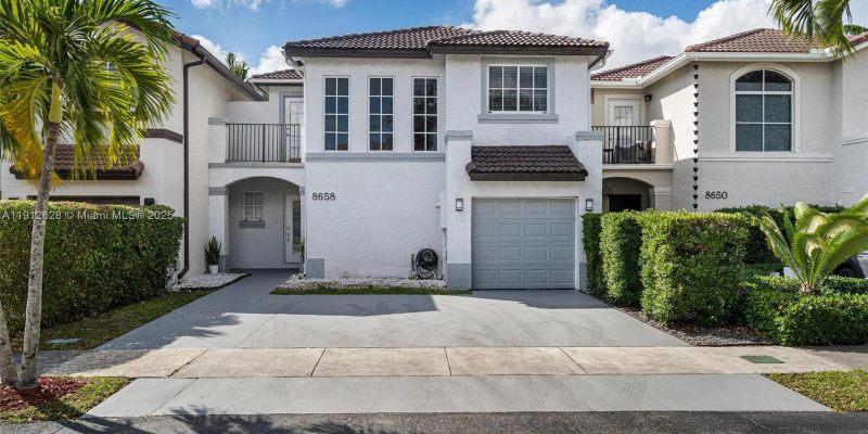 Miami Townhome: 8658 SW 159th Ct