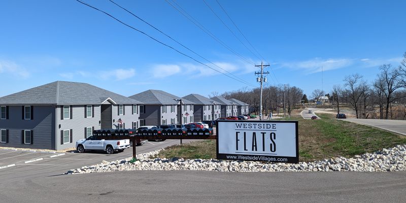 Gravois Mills Apartment: 710 Hwy O