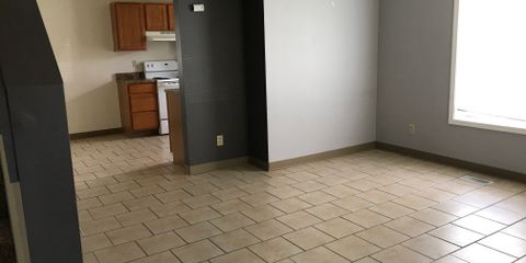 516 C living.jpg