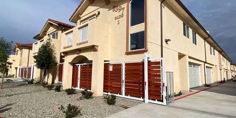 Fontana Apartment: 8397 Cherry Ave
