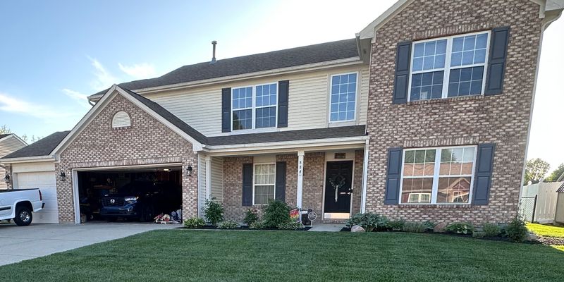 Avon House: 884 Quillen Ct