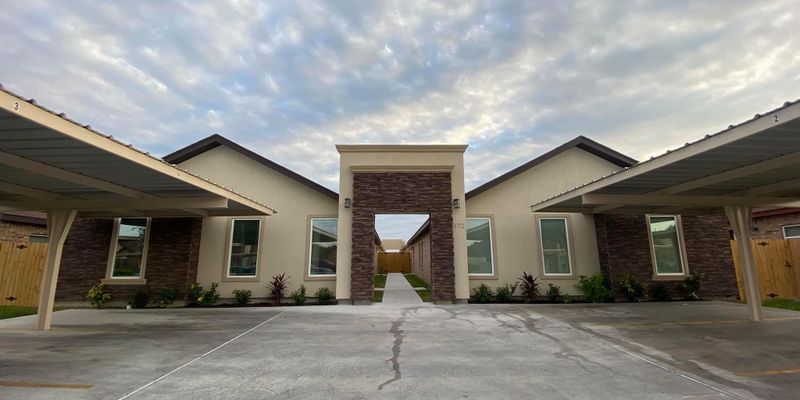 Edinburg Apartment: 3806 Valeria St