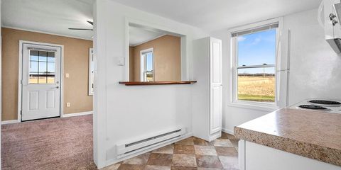 06-118 3037 Swan Lake Rd NE.jpg