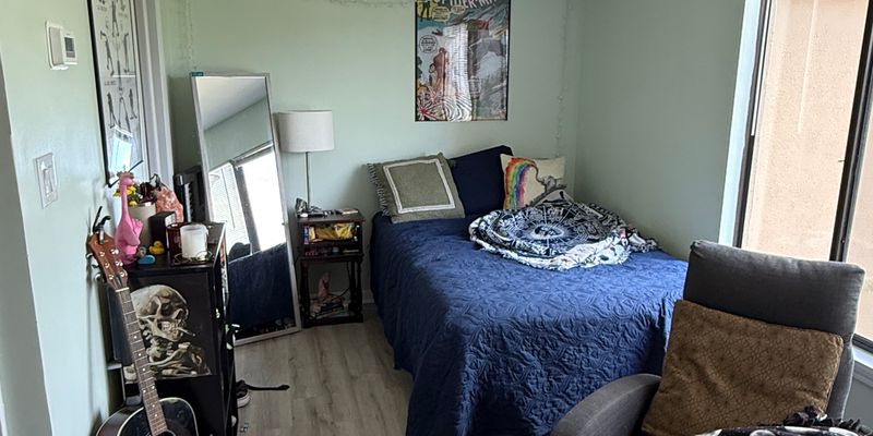 Columbia Apartment: 1600 Park Cir