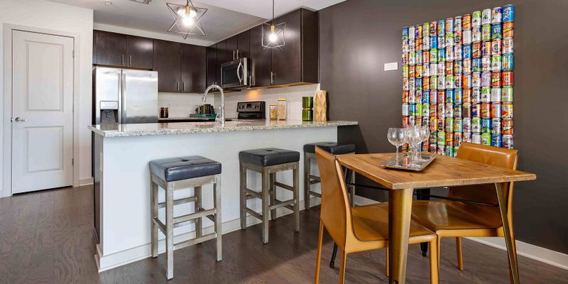 Houston Apartment: 1999 Main St