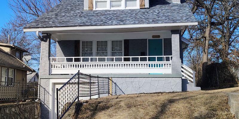 Kansas City House: 1708 E 67th St