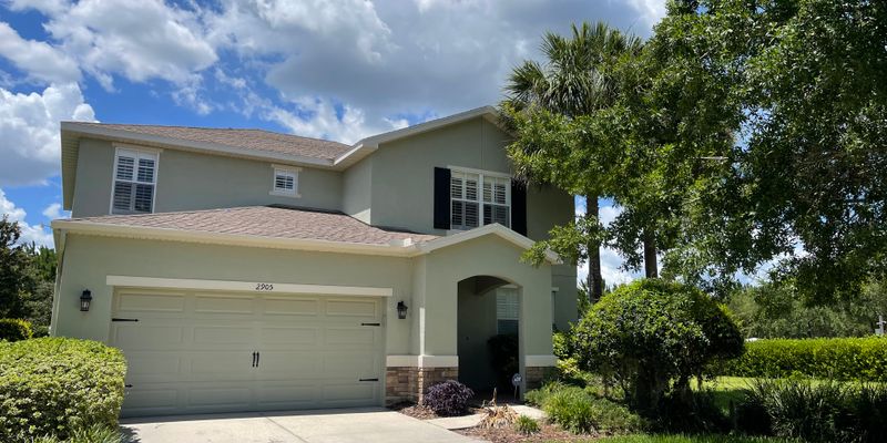 Lutz House: 2905 Winglewood Cir