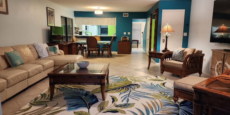 Tavernier House: 94220 Overseas Hwy 7D