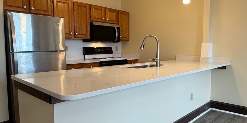 Concord Apartment: 9-17 Warren Street