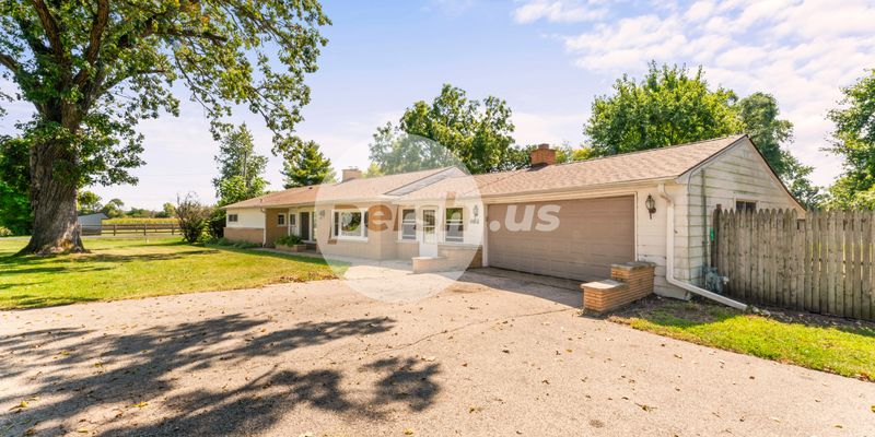 Richmond House: 4501 E Kuhn Rd