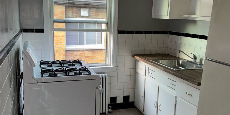 Cincinnati Apartment: 2910 Boudinot Ave