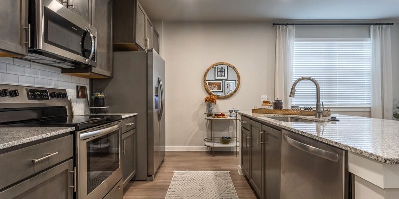 Houston Apartment: 10829 Hammerly Blvd