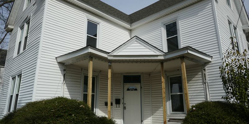 Elizabeth City Apartment: 600 W Colonial Ave