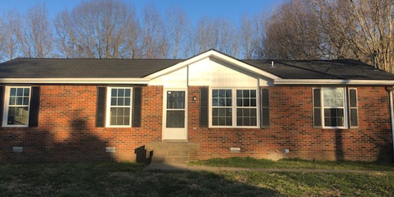 Clarksville House: 567 Cynthia Dr