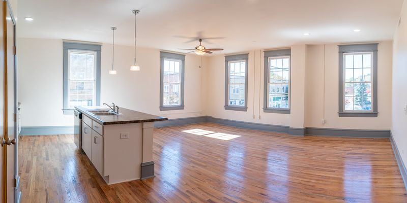 Pulaski House: 204 Jefferson Ave N APT B