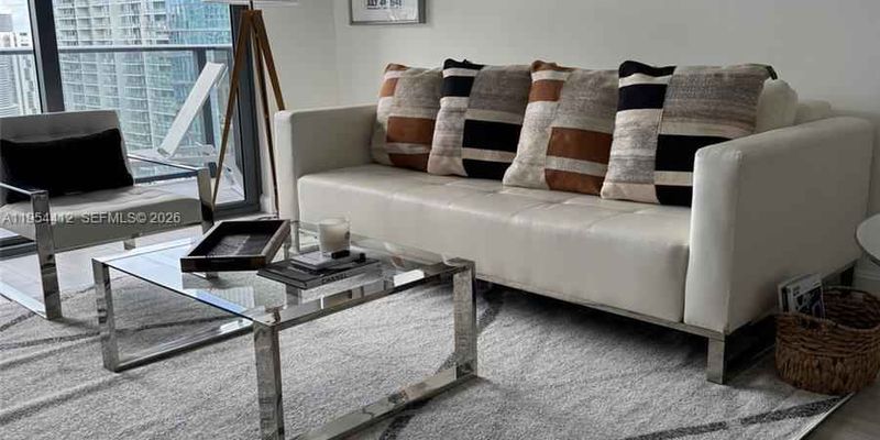 Miami Apartment: 45 SW 9th St