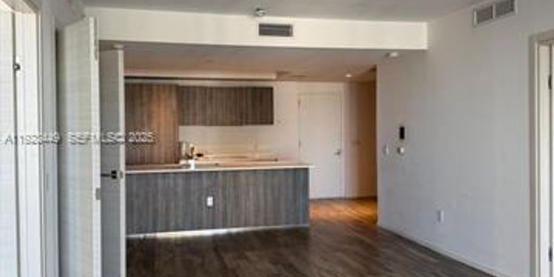 Miami Condo: 801 S Miami Ave