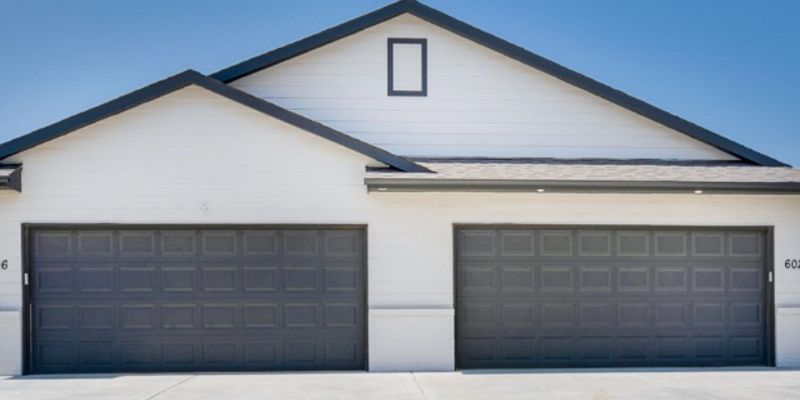 Goddard House: 604 E Martens Ct