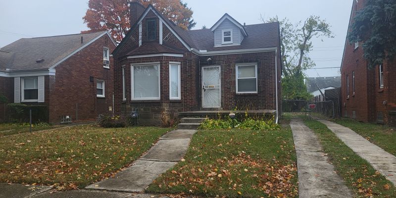 Detroit House: 19311 Freeland St