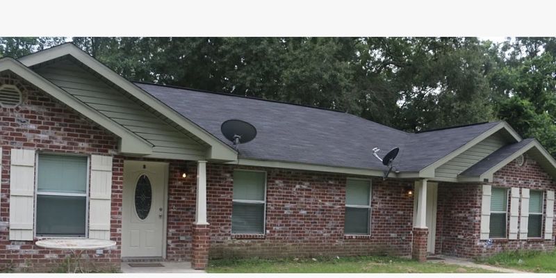 Hammond House: 14018 Contemporary Ln