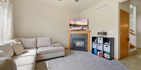 10-133 77 N Park Ridge.jpg