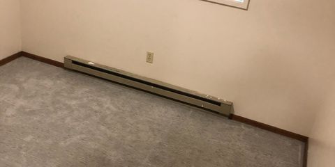 IMG_4011 bedroom 2 .jpg